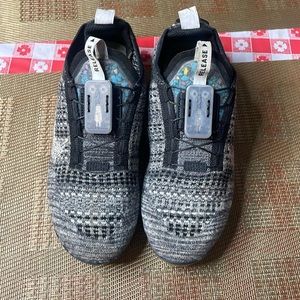 Nike Vapormax Flyknit WOMENS Shoes Sz 7 Great Condition CT1933-002